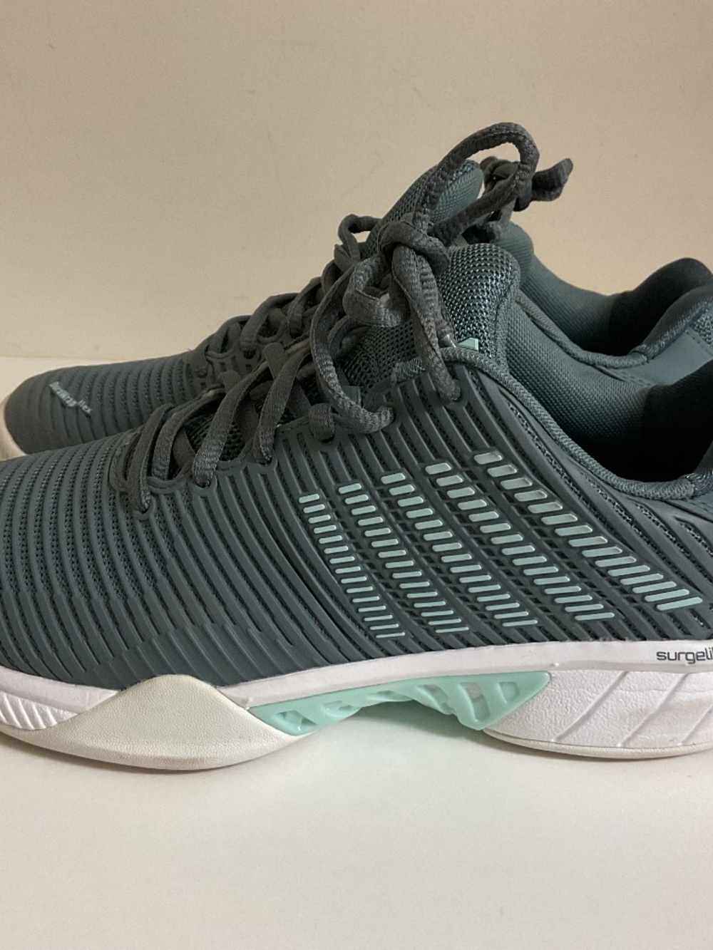 KSwiss tennis shoes size 7.5